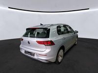Gebraucht VW Golf VIII Style 131 PS (96 kW) 2023 Reflexsilber metallic (metallic) Limousine
