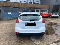 Usata Ford Focus 101 CV (74 kW) 2018 Bianco Berlina