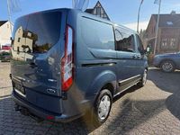 Gebraucht Ford Transit Custom Trend 170 PS (125 kW) 2022 Chromablau metallic Van / Kleinbus