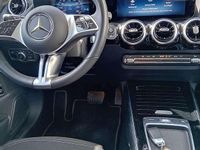 Gebraucht Mercedes B200 Advanced 163 PS (119 kW) 2023 Grau Van / Kleinbus