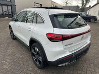 Gebraucht Mercedes EQA250 Progressive 139 kW (190 PS) 2021 Weiß SUV