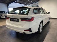 Gebraucht BMW 318 Advantage 150 PS (110 kW) 2020 Weiß Kombi