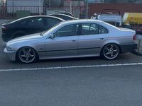 Gebraucht BMW 525 163 PS (119 kW) 2000 Silber Limousine