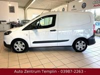 Gebraucht Ford Transit 101 PS (74 kW) 2022 Weiß Kombi