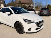 Gebraucht Mazda 2 Sports-Line 105 PS (77 kW) 2016 Weiß Limousine