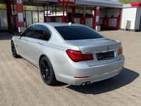 Second-hand BMW 730 Performance 258 CP (189 kW) 2013 Argintiu Berlinǎ