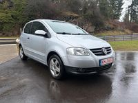 Gebraucht VW Fox Style 54 PS (39 kW) 2010 Silber Kleinwagen