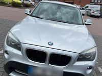 Gebraucht BMW X1 177 PS (130 kW) 2012 Silber SUV