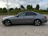 Gebraucht Mercedes E220 163 PS (119 kW) 2017 Grau Limousine