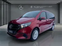 Gebraucht Mercedes V220 163 PS (119 kW) 2024 Rot Van / Kleinbus