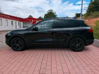 Gebraucht Porsche Cayenne 241 PS (177 kW) 2011 Schwarz SUV