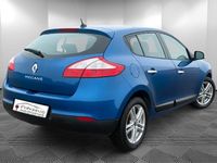 Gebraucht Renault Mégane Dynamique 110 PS (80 kW) 2010 Blau Limousine
