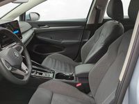 Gebraucht VW Golf VIII Style 150 PS (110 kW) 2025 Oyster silver metallic Limousine