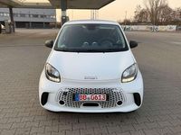 Gebraucht Smart ForFour Electric Drive 60 kW (82 PS) 2020 Weiß Kleinwagen