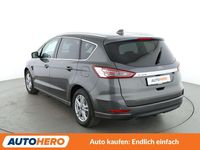 Gebraucht Ford S-MAX Titanium 150 PS (110 kW) 2020 Grau Van / Kleinbus