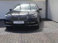 Gebraucht BMW 730 Shadowline 265 PS (194 kW) 2018 Black sapphire metallic Limousine