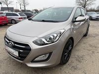 Gebraucht Hyundai i30 135 PS (99 kW) 2015 Weiß Kombi