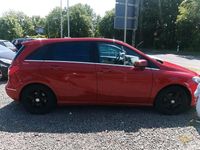 Gebraucht Mercedes 220 170 PS (125 kW) 2013 Rot SUV