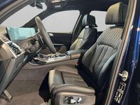 Neu BMW X7 M Sport 352 PS (258 kW) 2026 Blau SUV