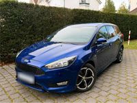 Second-hand Ford Focus ST-Line 150 CP (110 kW) 2017 Albastru Break