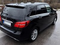 Gebraucht Mercedes B200 136 PS (100 kW) 2018 Schwarz Van / Kleinbus