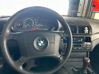 Gebraucht BMW 318 143 PS (105 kW) 2004 Silber Limousine