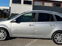 Gebraucht Renault Clio GrandTour 103 PS (75 kW) 2011 Silber Kombi