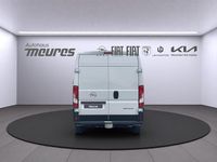 Neu Opel Movano 140 PS (102 kW) 2025 Weiß Limousine