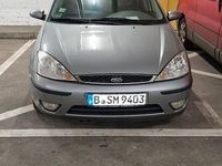 Gebraucht Ford Focus Ghia 131 PS (96 kW) 2002 Grau Limousine