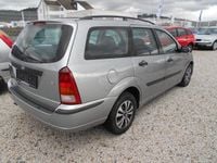 Usata Ford Focus 116 CV (85 kW) 2003 Grigio Station wagon