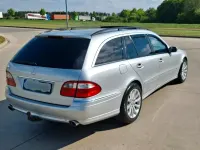 Używany Mercedes E280 190 KM (139 kW) 2005 Szary Kombi