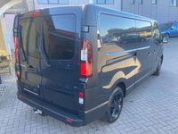Gebraucht Renault Trafic Komfort 120 PS (88 kW) 2022 Schwarz Van / Kleinbus