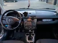 Gebraucht Mazda 2 80 PS (58 kW) 2006 Silber Kleinwagen