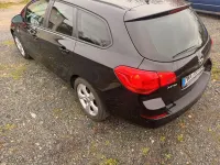 Gebraucht Opel Astra 125 PS (91 kW) 2011 Schwarz Kombi