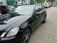 Gebraucht Mercedes E250 204 PS (150 kW) 2012 Schwarz Limousine