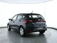Gebraucht Hyundai i20 Select 101 PS (74 kW) 2022 Grau Kleinwagen