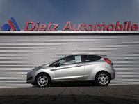 Gebraucht Ford Fiesta 80 PS (58 kW) 2016 Silber (metallic) Kleinwagen