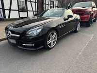 Second-hand Mercedes SLK200 184 CP (135 kW) 2011 Negru Cabrio