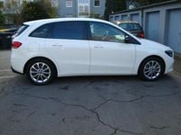 Gebraucht Mercedes E250 160 PS (117 kW) 2022 Weiß Limousine