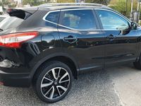 gebraucht Nissan Qashqai Tekna 4x4/Panorama/Navi/Kamera /1,6 dci/