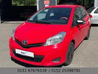Gebraucht Toyota Yaris Cool 99 PS (72 kW) 2012 Rot Kleinwagen
