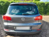 Gebraucht VW Tiguan Trendline 122 PS (89 kW) 2012 Grau SUV