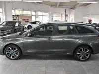 Gebraucht Hyundai i30 Trend 160 PS (117 kW) 2023 Grau Kombi