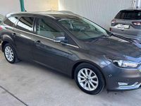 Usata Ford Focus Titanium 125 CV (91 kW) 2016 Grigio Station wagon