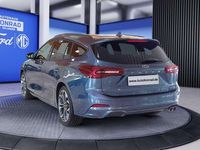 Neu Ford Focus ST-Line X 155 PS (114 kW) 2025 Chromablau metallic Kombi