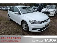 Gebraucht VW Golf VII 86 PS (63 kW) 2018 Pure white Limousine