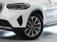 Gebraucht BMW X3 Sport Line 190 PS (139 kW) 2023 Mineralweiss SUV