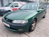 Gebraucht Opel Vectra 101 PS (74 kW) 1997 Grün Kombi
