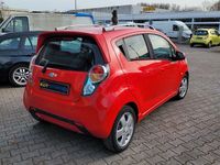 Gebraucht Chevrolet Spark 82 PS (60 kW) 2010 Rot Kleinwagen