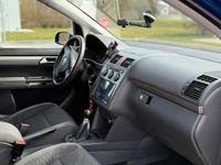 Gebraucht VW Touran 140 PS (102 kW) 2008 Blau Van / Kleinbus